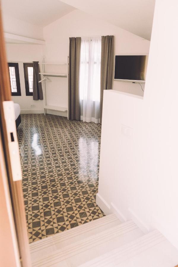 Hotelet Casa Padró Manresa Zewnętrze zdjęcie